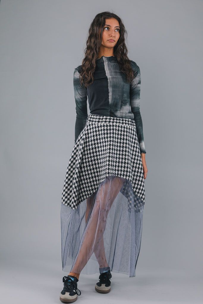 svartvit rutig med tyll